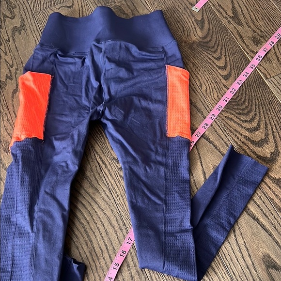 Fabletics Sculpt Knit Dynamic Blue and Orange pocket Large Active Leggings - Picture 8 of 8